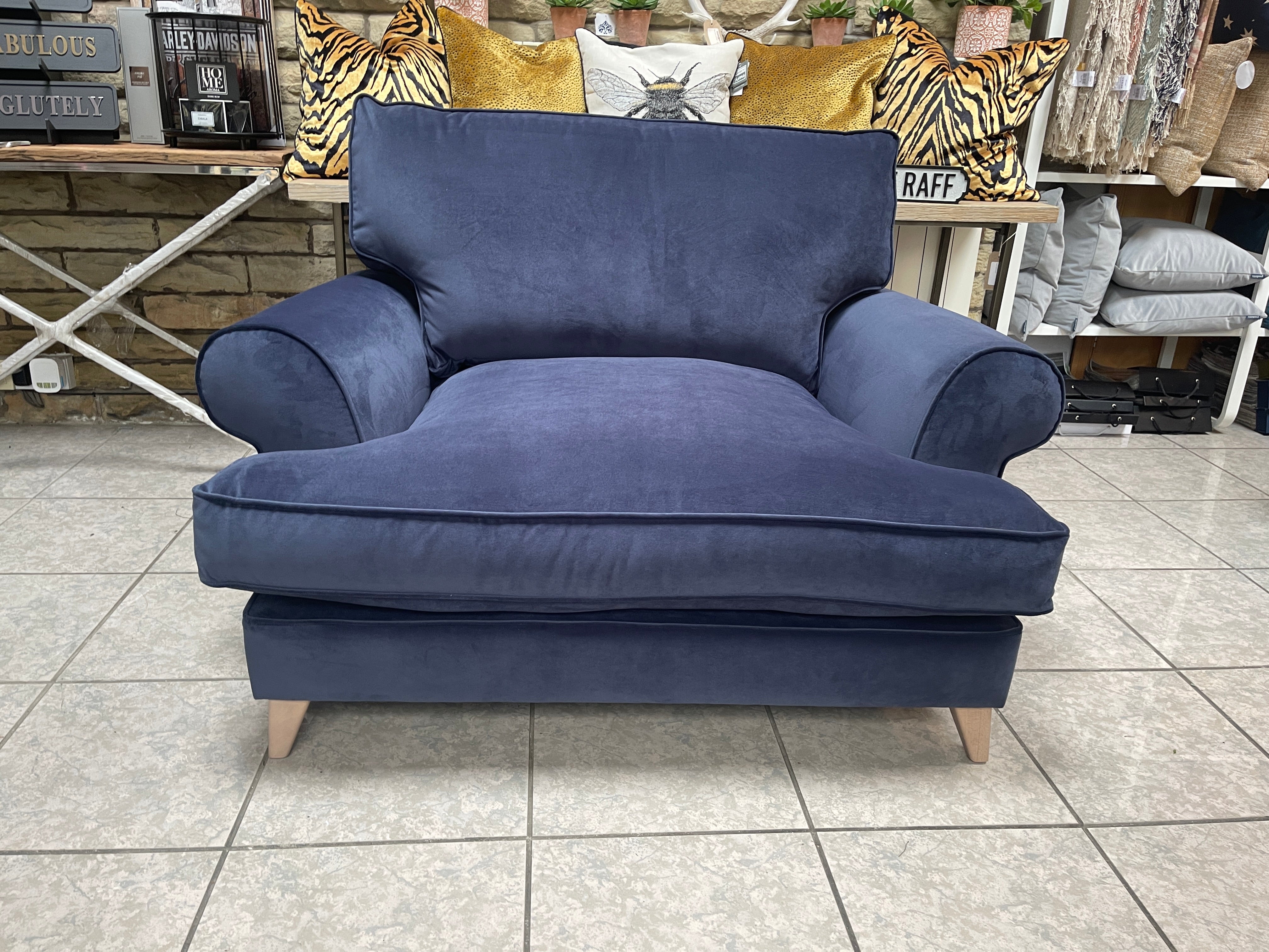 THE LOUNGE COMPANY BRIONY large style loveseat in royal blue velvet fabric